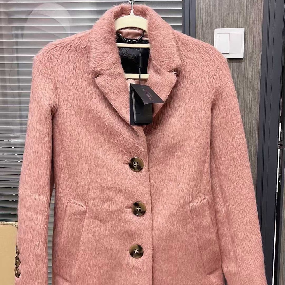 💯 %authBurberry Pink Teddy Jacket